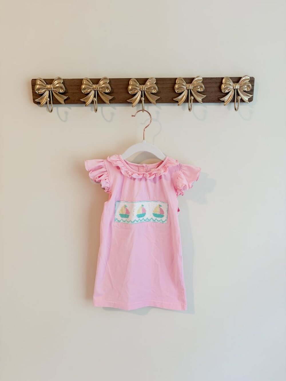 Cecil and Lou Size 5 Pink Girls' Top with Sailboat Smocking & Ruffle Sleeves